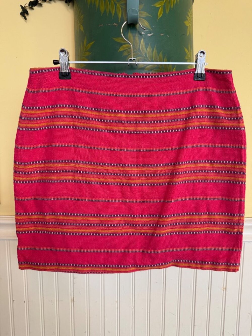 Gap Pink Striped pattered Printed mini Skirt Size 3